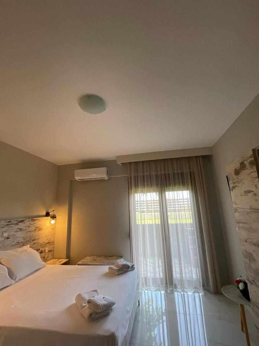 Sinodinos Deluxe Apartments อาฟิโตส ภายนอก รูปภาพ